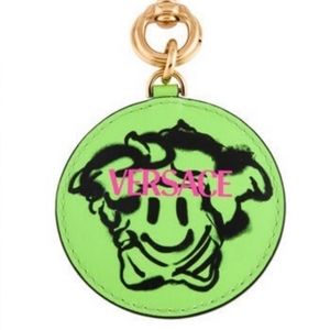 ✨️VERSACE LIMITED EDITION La Greca Medusa keychain NWB✨️